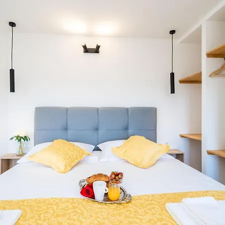 House Abatros * Babino Polje